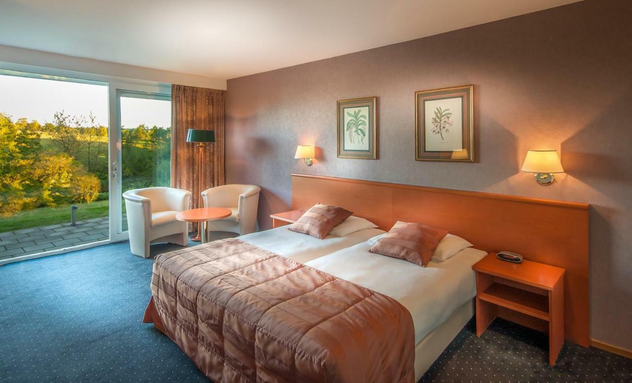 Heuvelzicht Hotel Schin op Geul